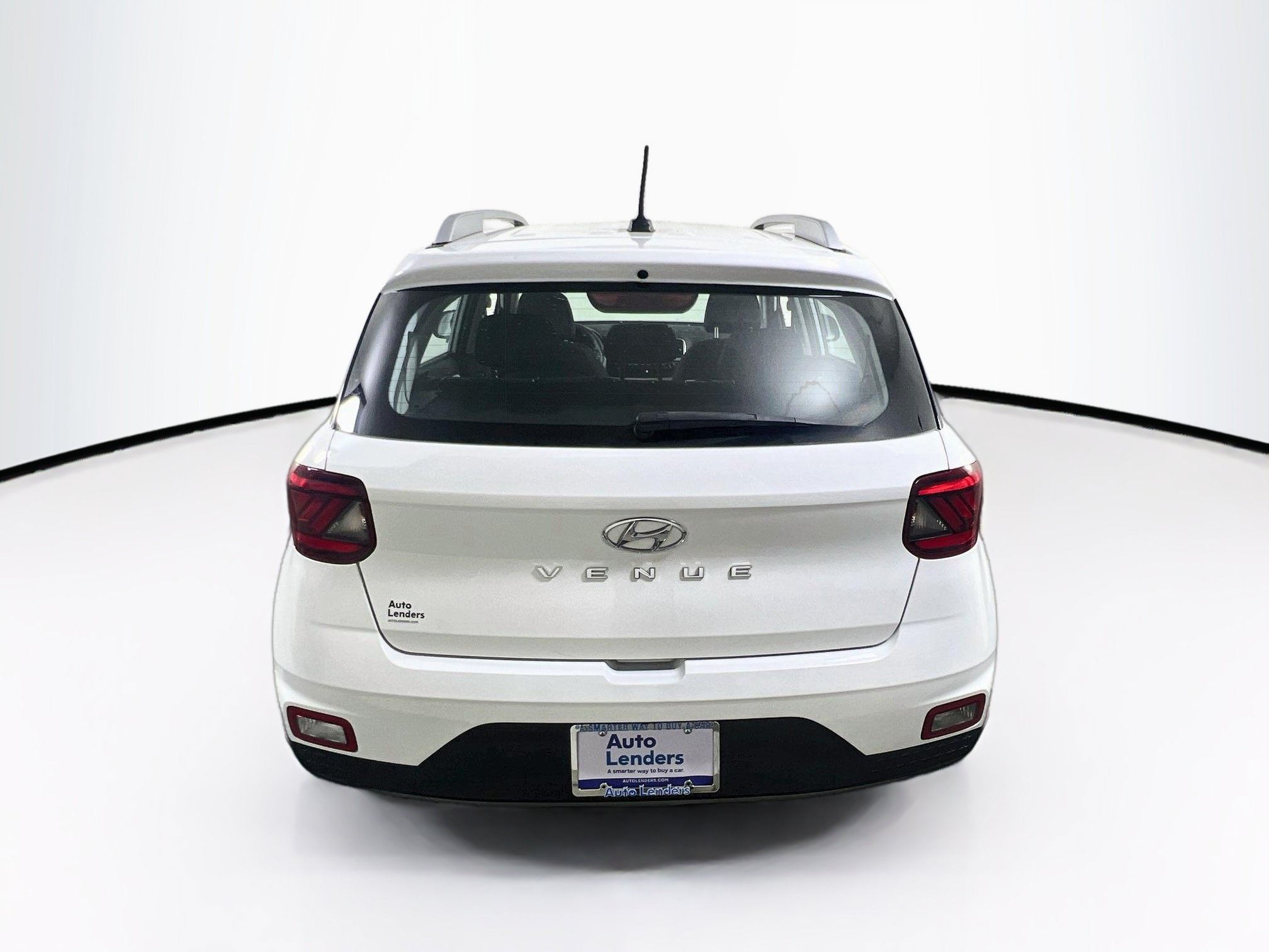 Used 2023 Hyundai Venue SEL w/ Cargo Package FWD image 6