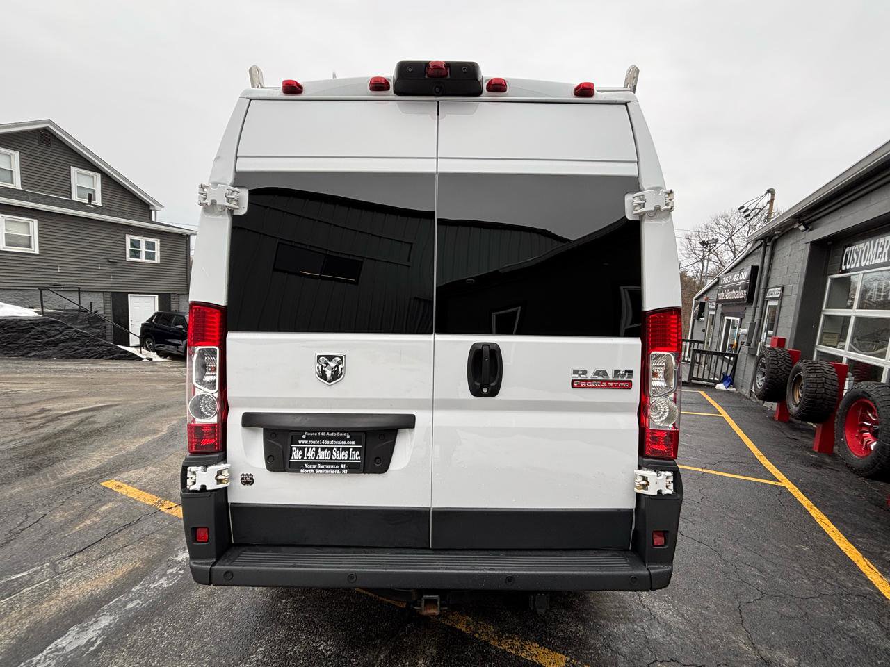Used 2018 RAM ProMaster 2500 w/ Interior Convenience Group image 7