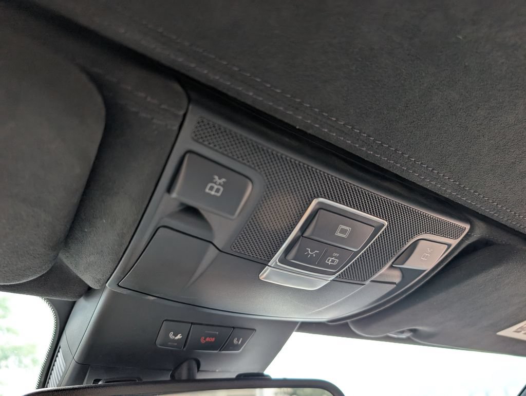 Used 2013 Mercedes-Benz SL 63 AMG image 19