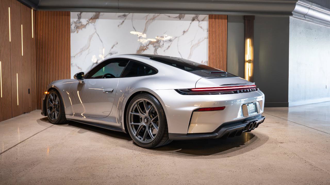 Used 2026 Porsche 911 GT3 RWD image 6