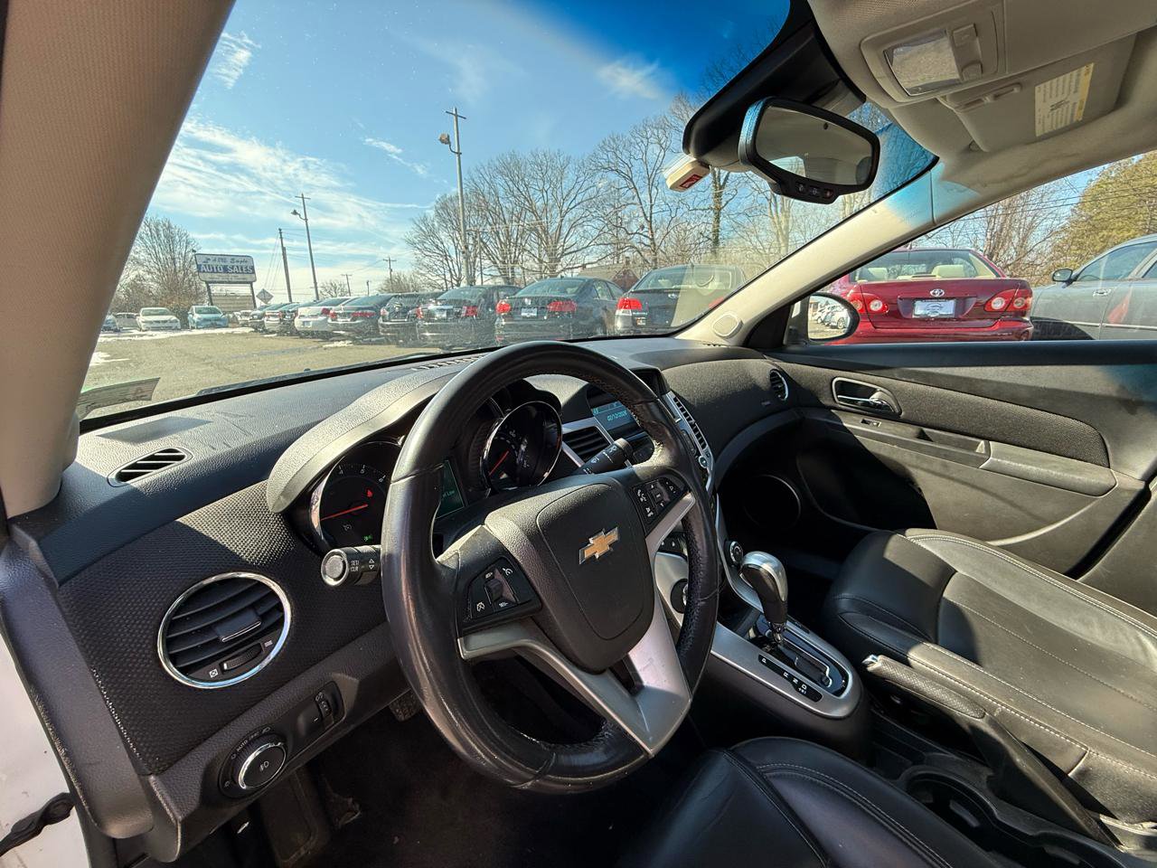 Used 2011 Chevrolet Cruze LTZ image 11