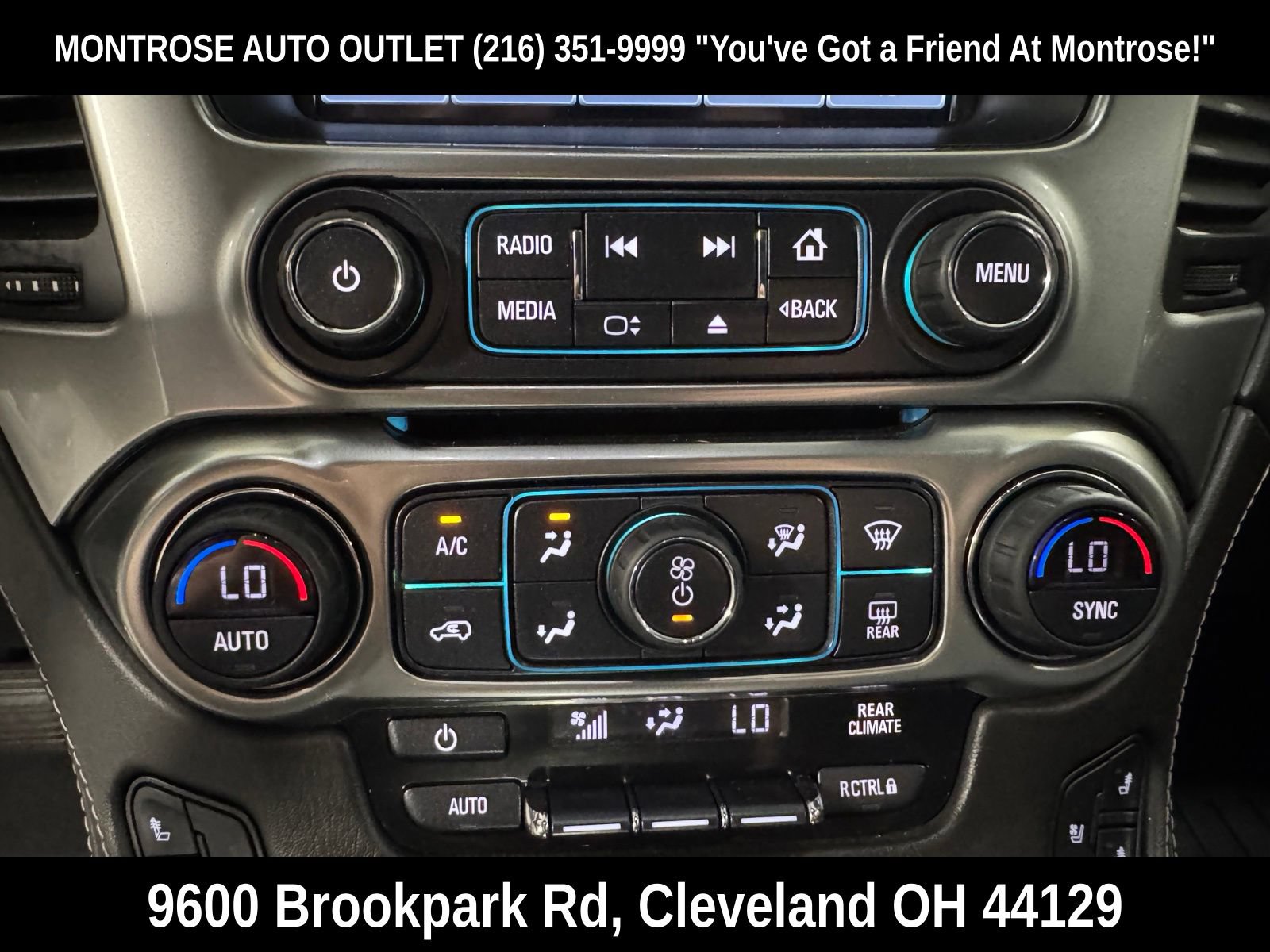 Used 2020 Chevrolet Tahoe Premier AWD/4WD image 24