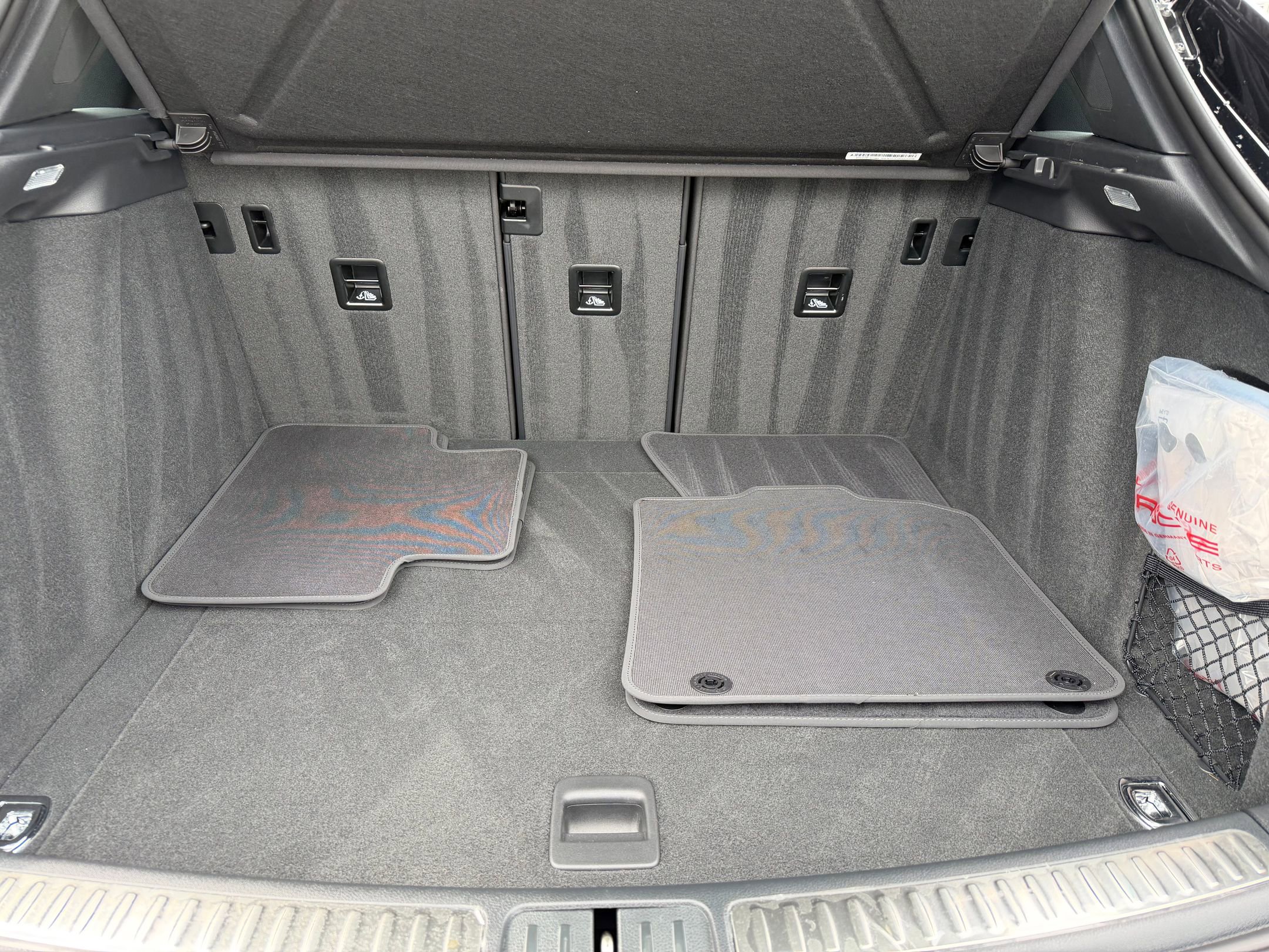 Certified 2026 Porsche Macan image 20