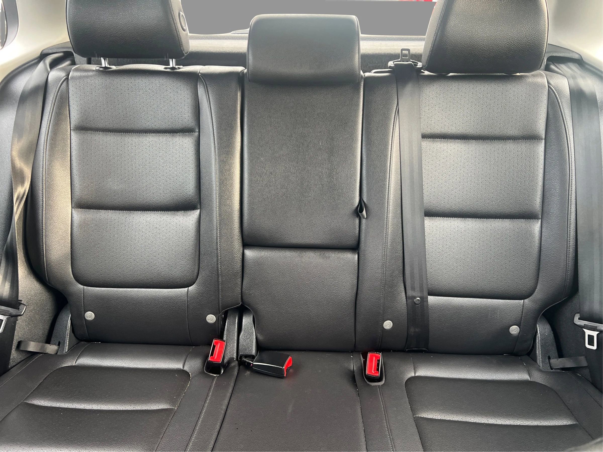 Used 2016 Volkswagen Tiguan S image 16