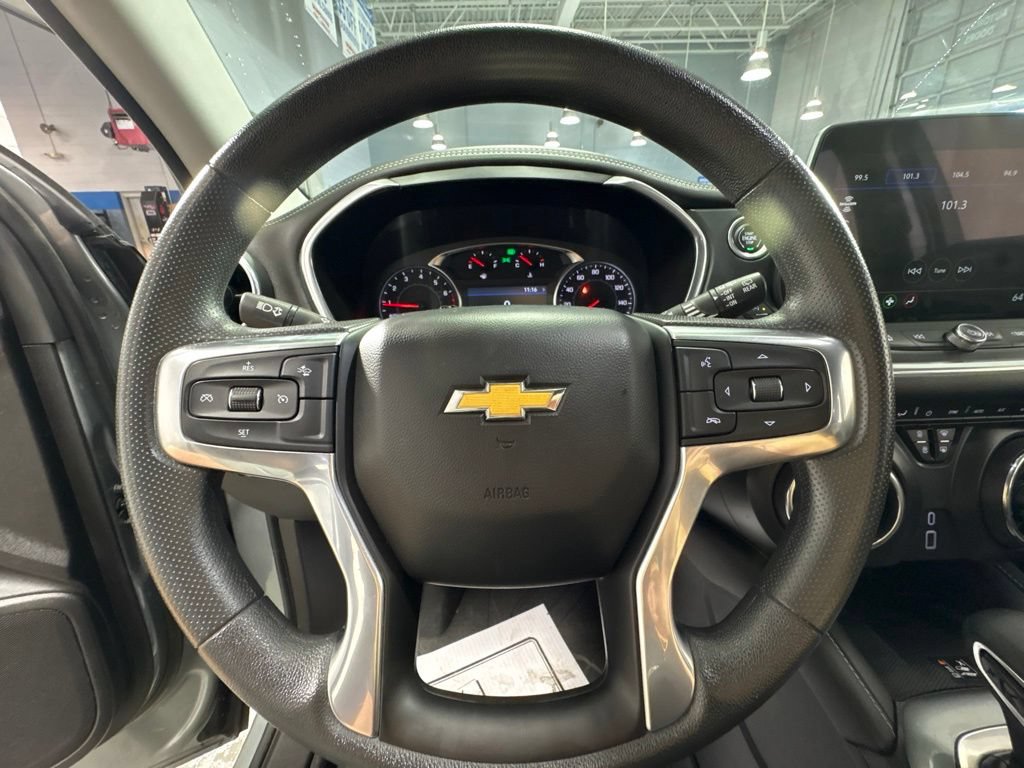 Used 2023 Chevrolet Blazer LT w/ Convenience Package FWD image 19
