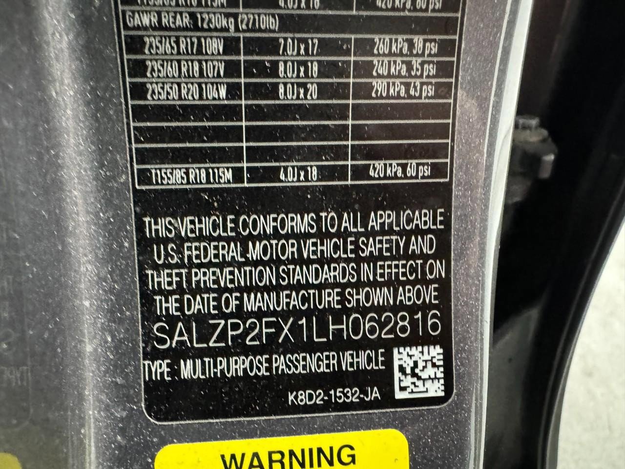 Used 2020 Land Rover Range Rover Evoque SE image 34