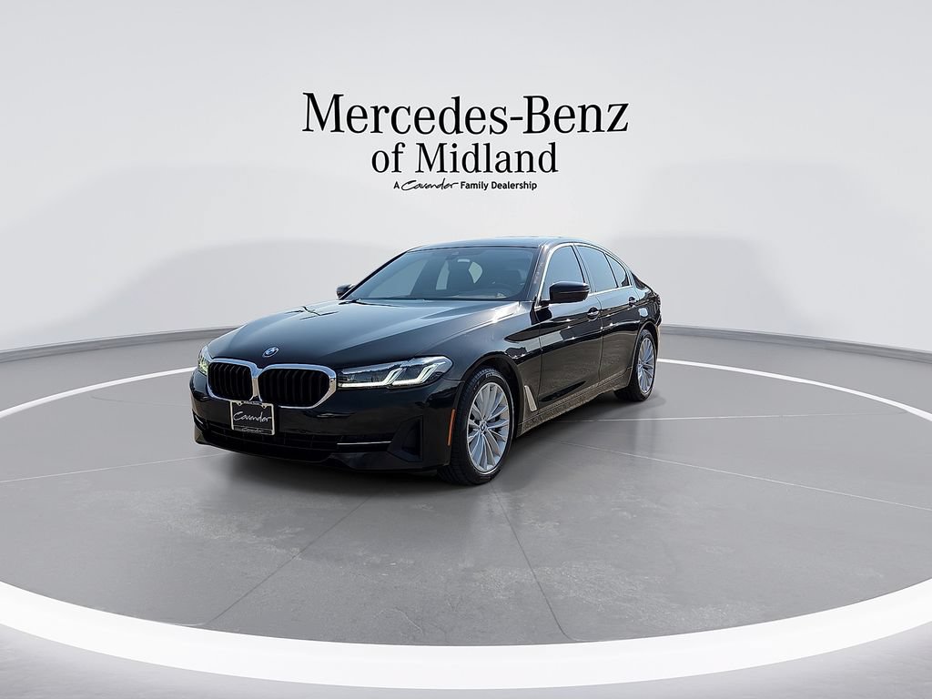 Used 2023 BMW 530i w/ Convenience Package RWD image 4