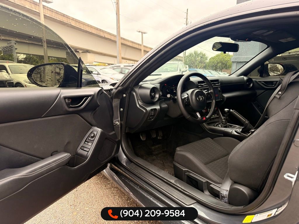 Used 2022 Toyota GR86 image 24