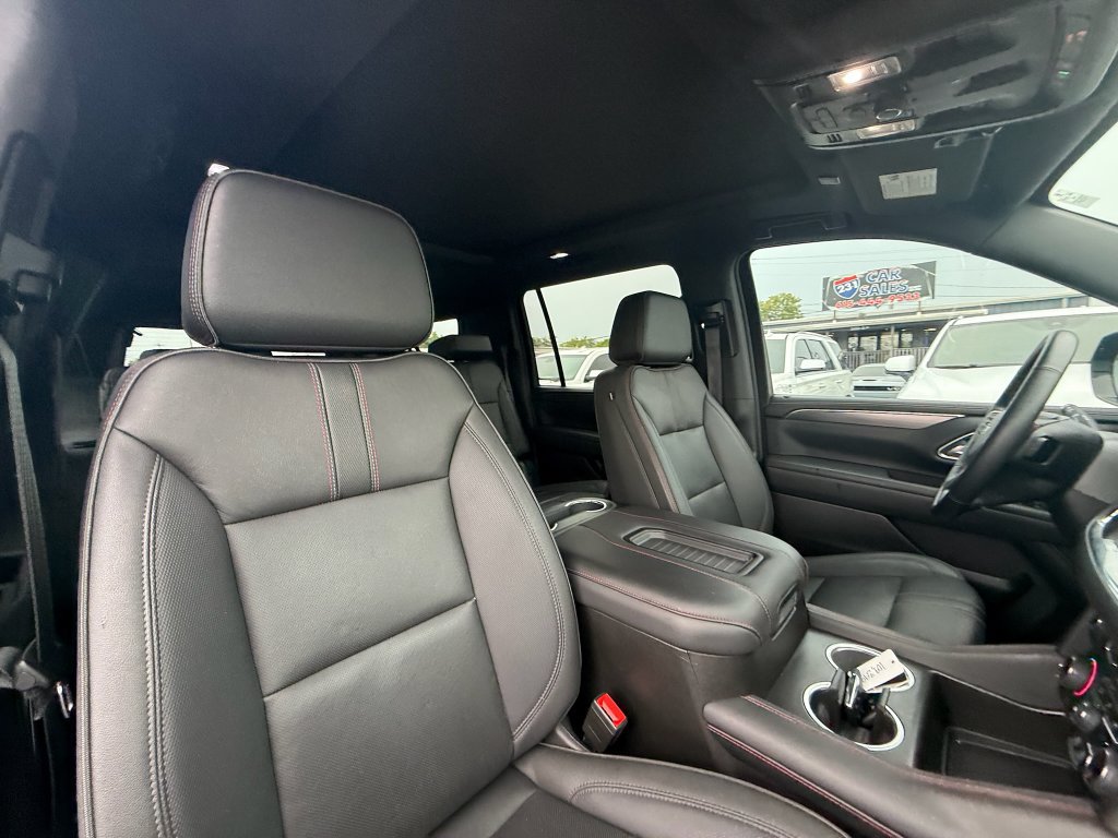 Used 2023 Chevrolet Suburban RST w/ Sport Performance Package AWD/4WD image 25