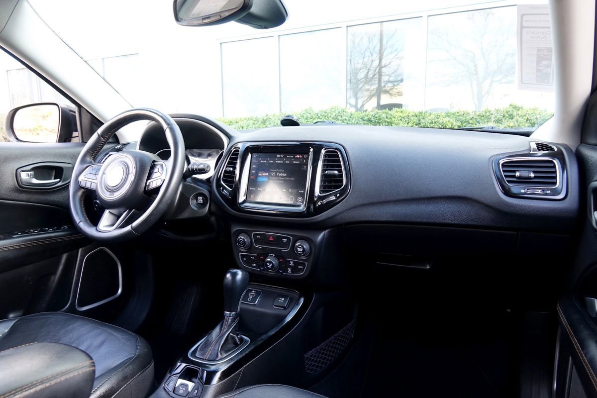 Used 2019 Jeep Compass Limited image 7