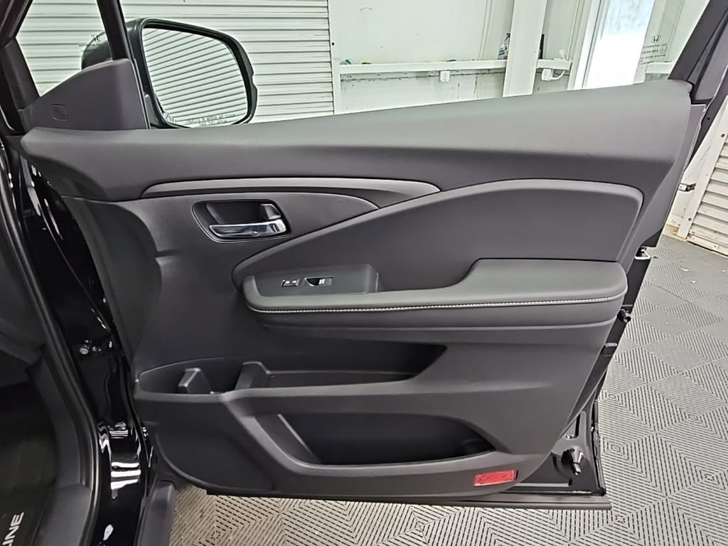 New 2026 Honda Ridgeline RTL image 44