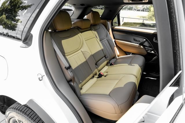 New 2026 Land Rover Range Rover Sport SE AWD/4WD image 42