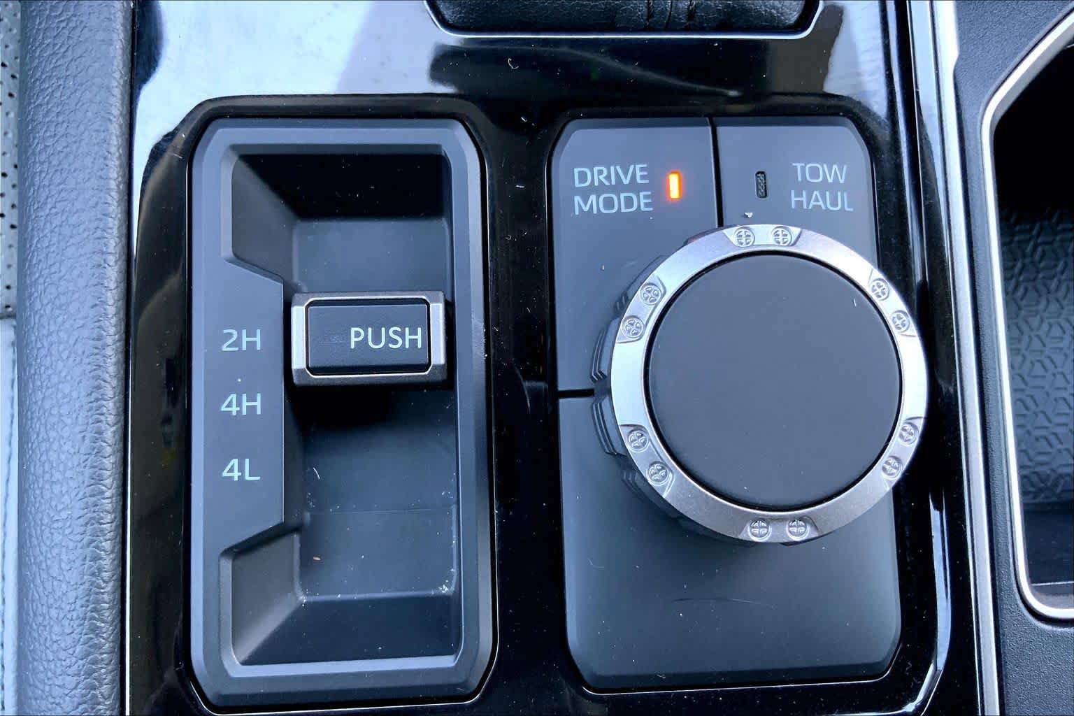 Used 2024 Toyota Tundra Limited w/ Power Package AWD/4WD image 35