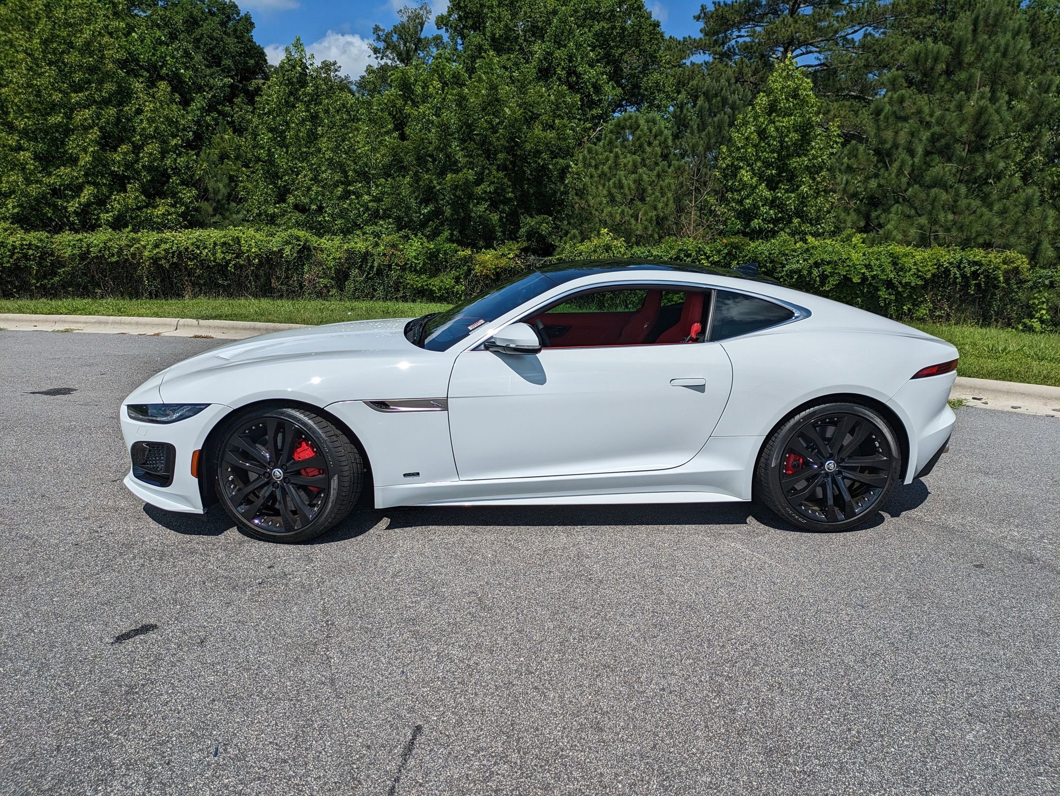 New 2024 Jaguar F-TYPE Coupe AWD image 9