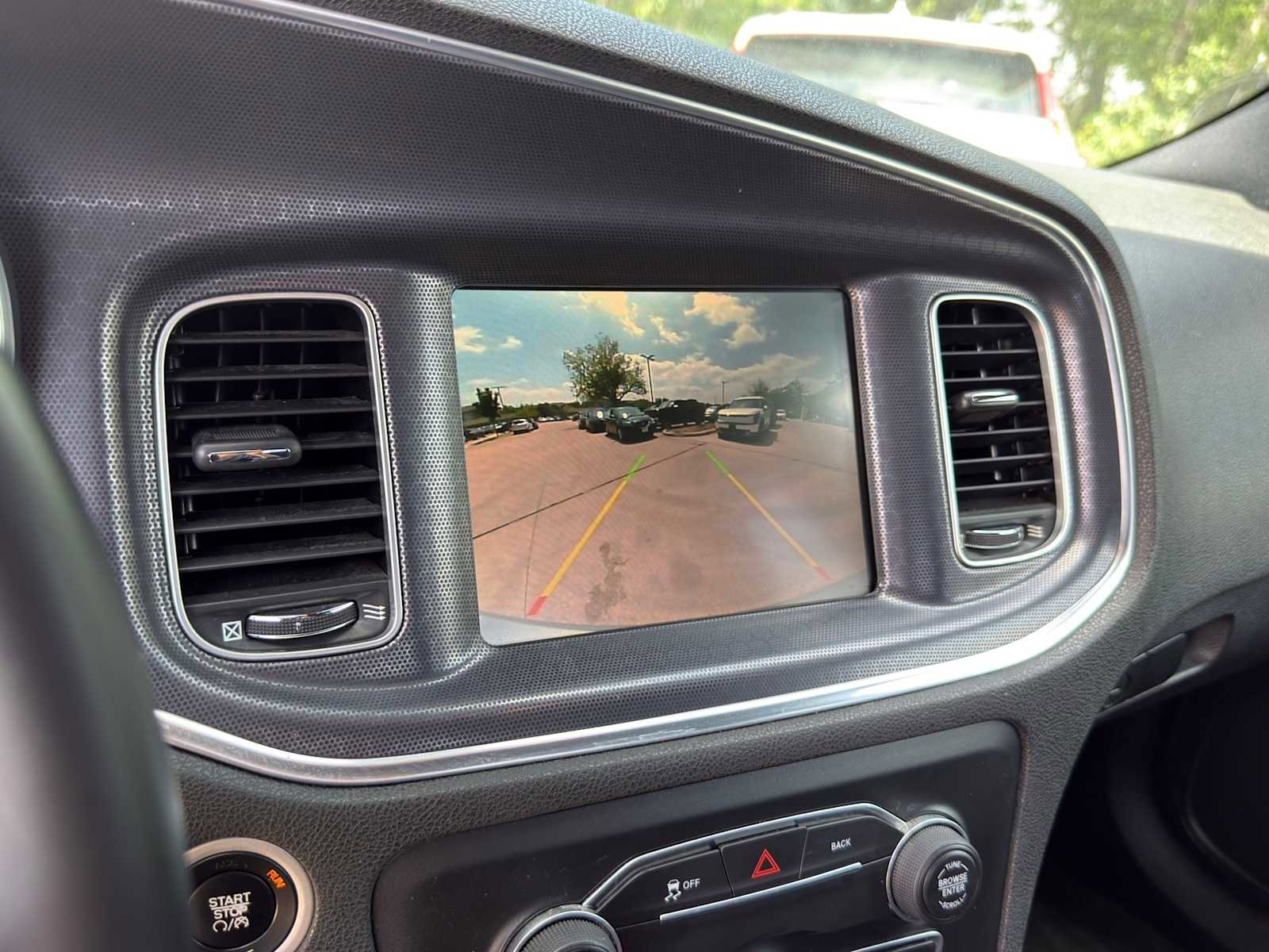 Used 2016 Dodge Charger SXT w/ Navigation & Travel Group RWD image 16