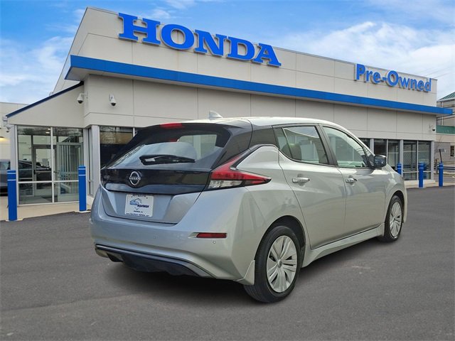 Used 2025 Nissan Leaf S image 4