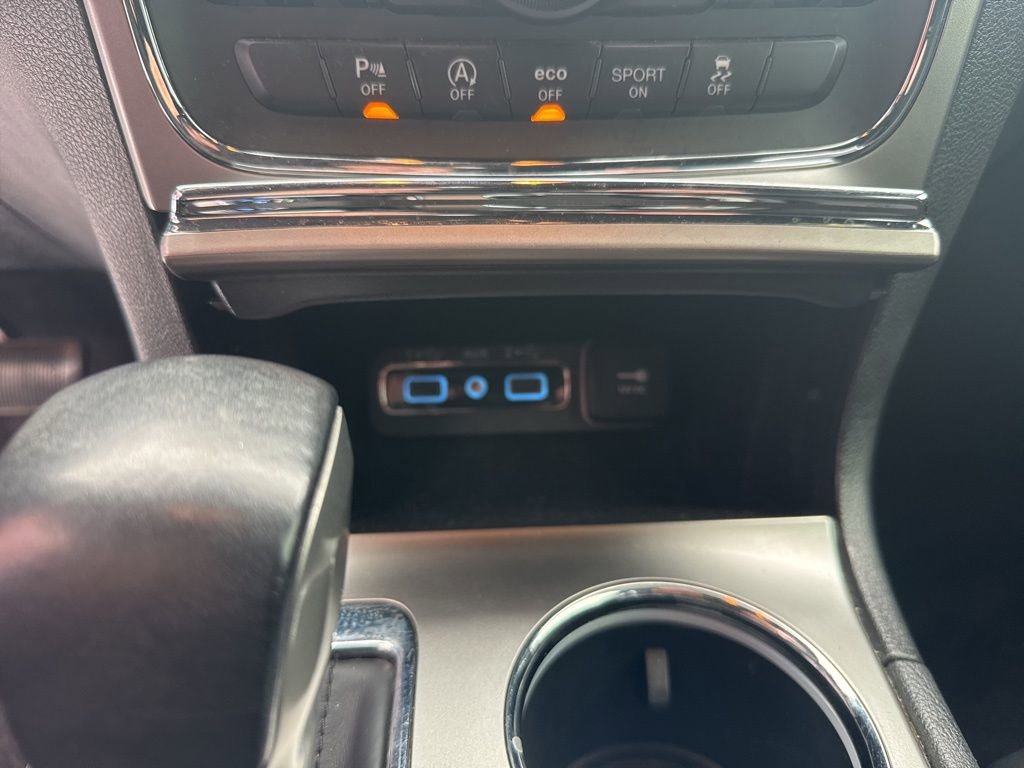 Used 2018 Jeep Grand Cherokee Altitude image 40