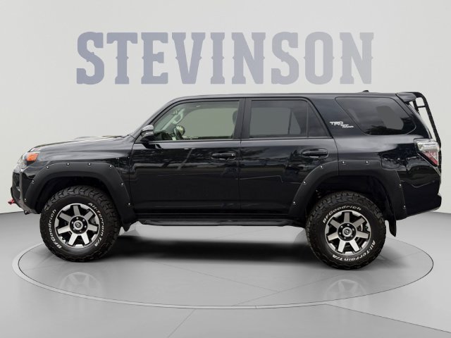 Used 2024 Toyota 4Runner TRD Off-Road Premium w/ Moonroof Package AWD/4WD image 2