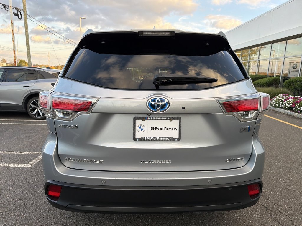 Used 2014 Toyota Highlander Limited Platinum AWD/4WD image 13