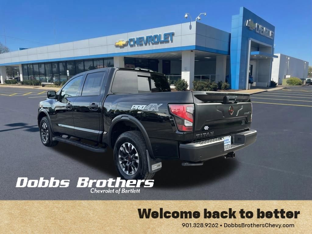 Used 2023 Nissan Titan PRO-4X w/ Pro-4x Convenience Package AWD/4WD image 5