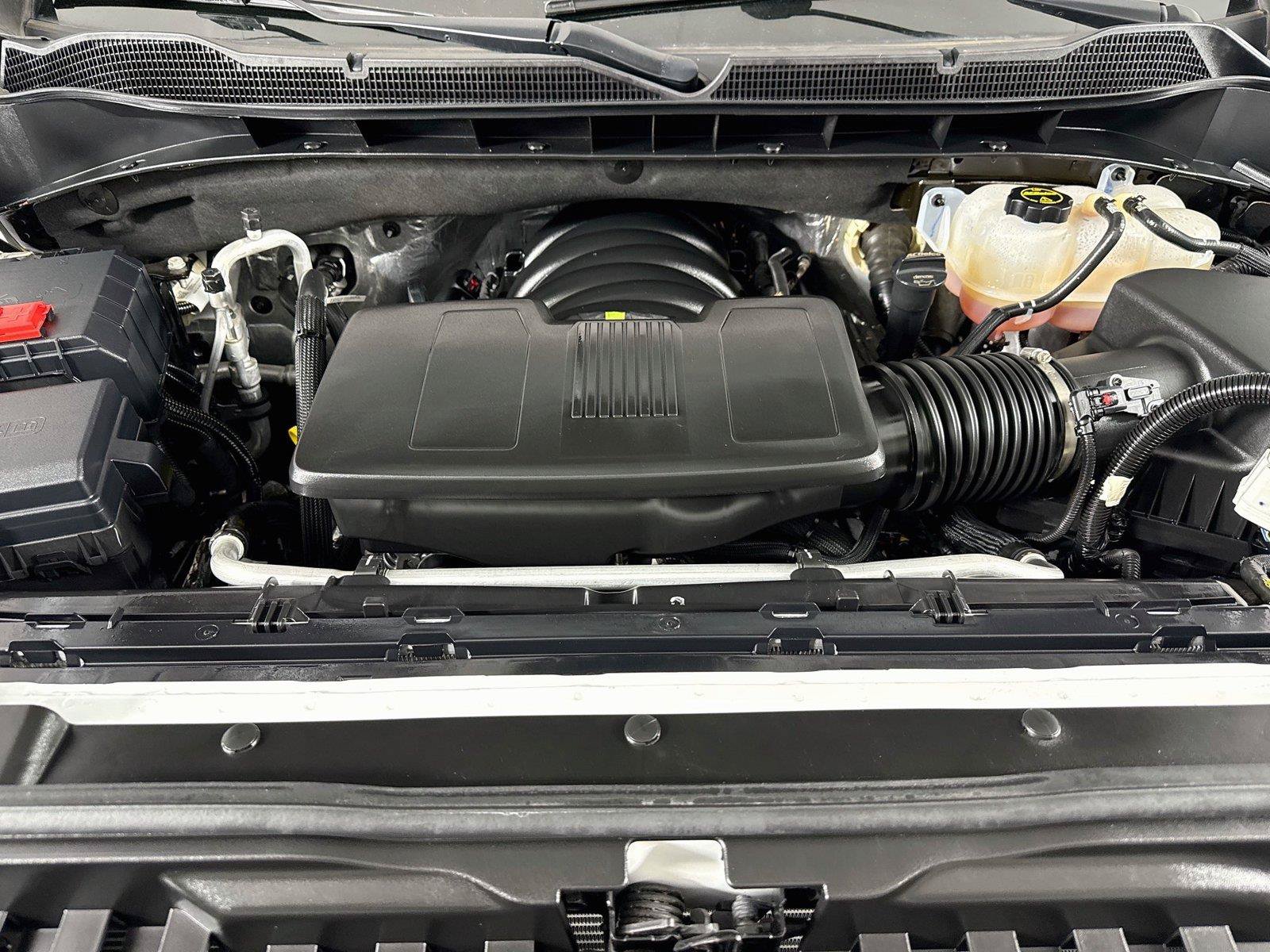 Used 2025 Chevrolet Silverado 1500 LT Trail Boss w/ Convenience Package II AWD/4WD image 44