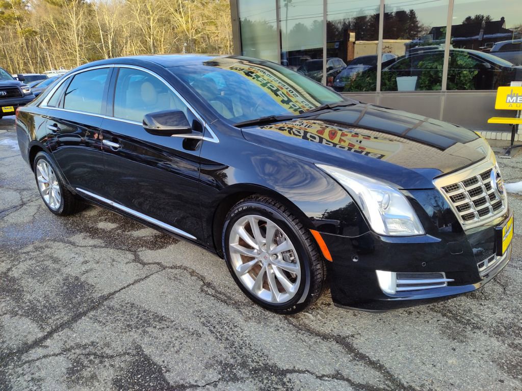 Used 2014 Cadillac XTS Luxury w/ Driver Awareness Package image 2