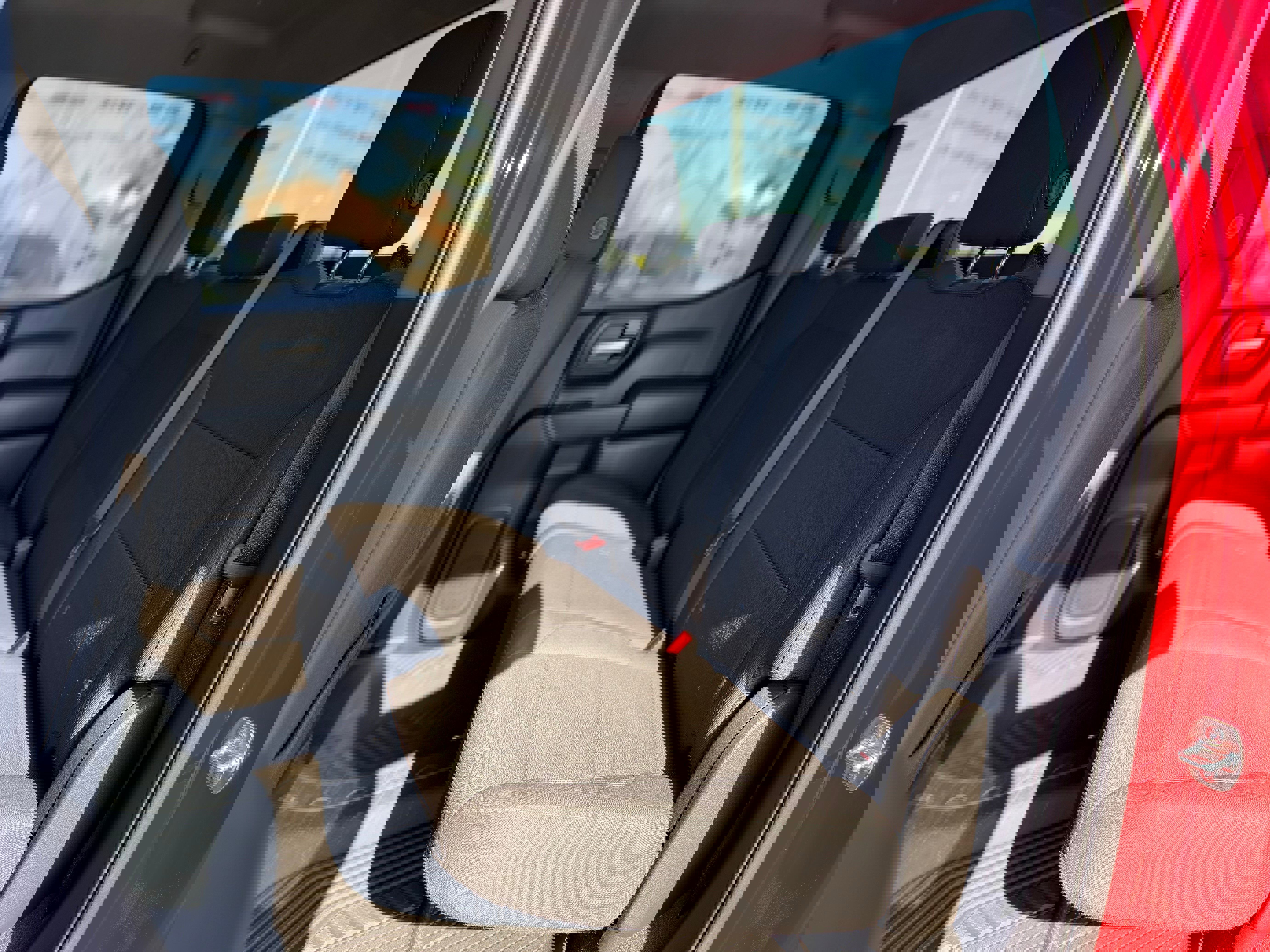 Used 2025 Chevrolet Silverado 1500 Custom image 10