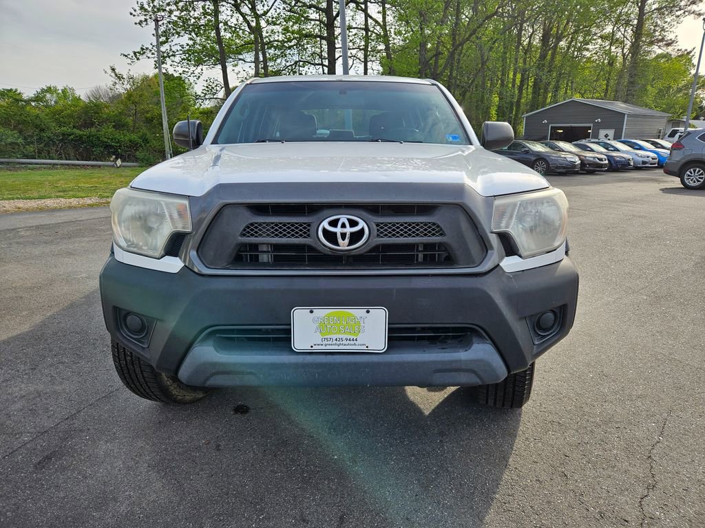 Used 2014 Toyota Tacoma 2WD Double Cab image 2