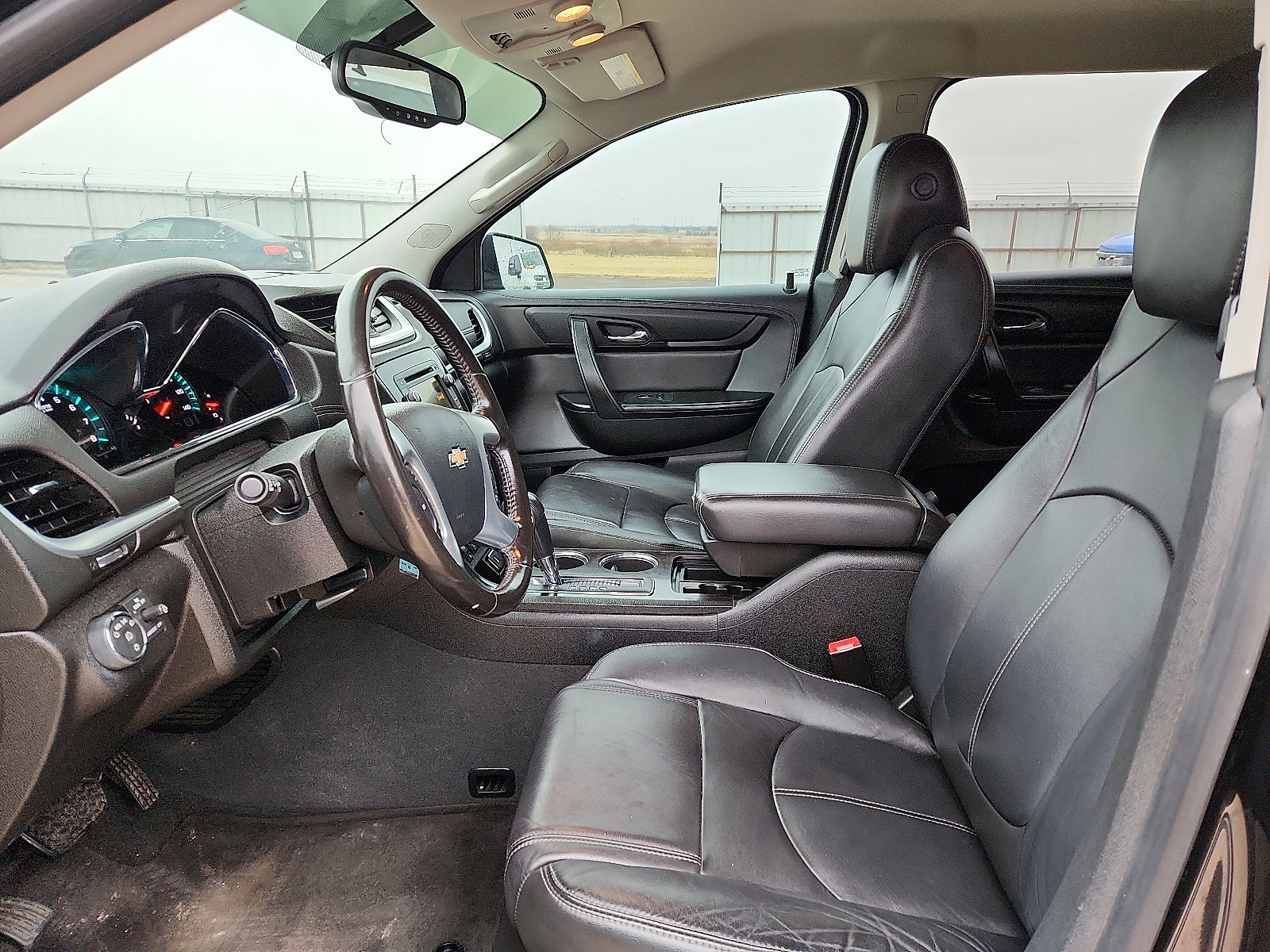 Used 2017 Chevrolet Traverse LT image 10