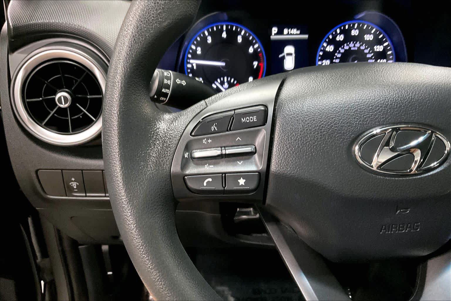 Used 2022 Hyundai Kona SEL AWD/4WD image 22