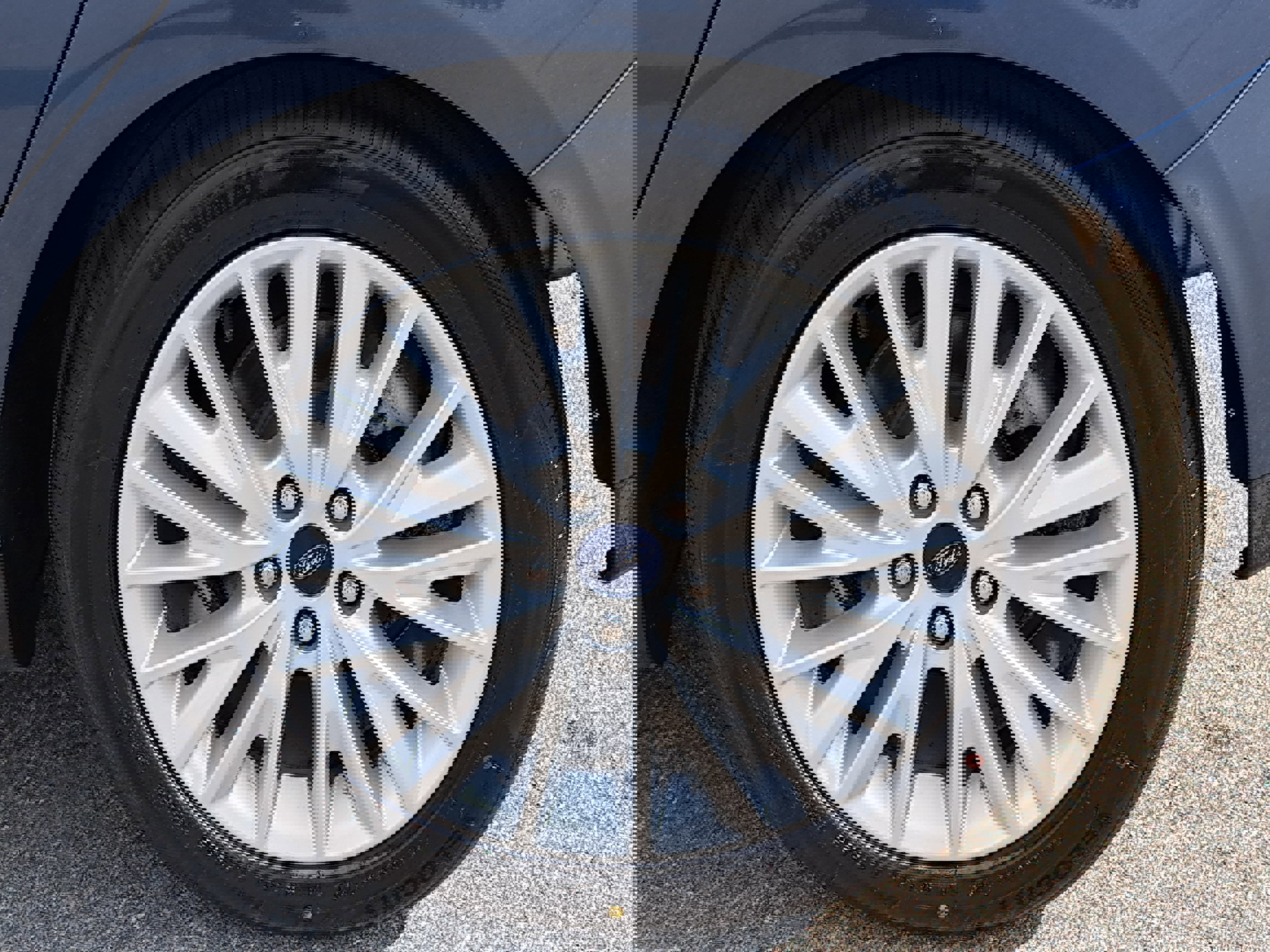 Used 2018 Ford Focus Titanium image 31