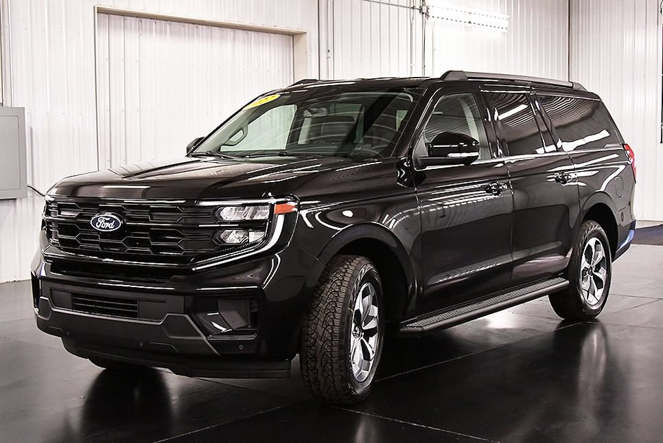 New 2027 Ford Expedition Max Active AWD/4WD image 3