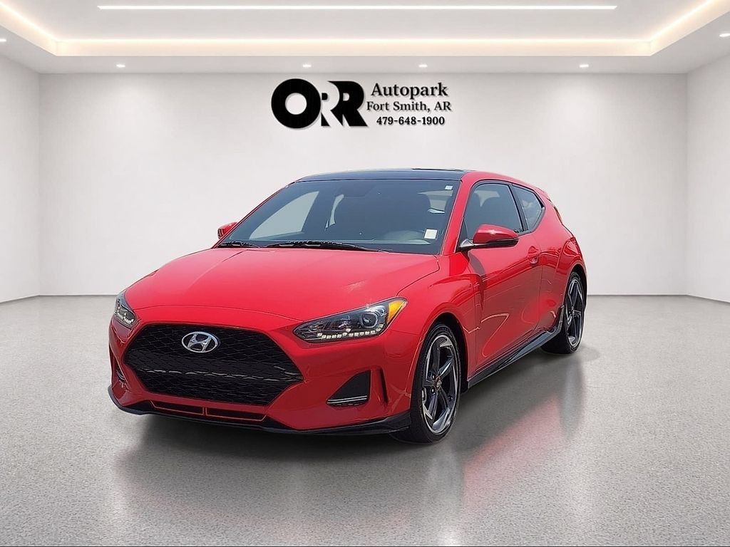 Used 2020 Hyundai Veloster FWD image 2