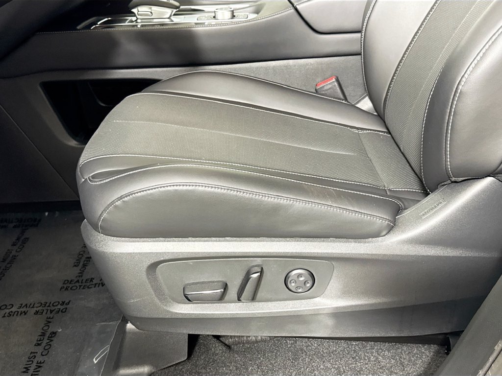Used 2026 INFINITI QX60 Luxe w/ Cargo Package FWD image 25