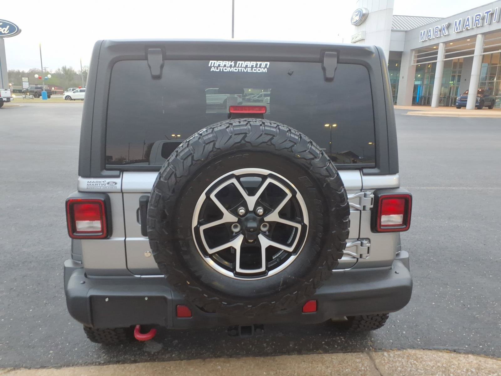 Used 2019 Jeep Wrangler Sport image 4