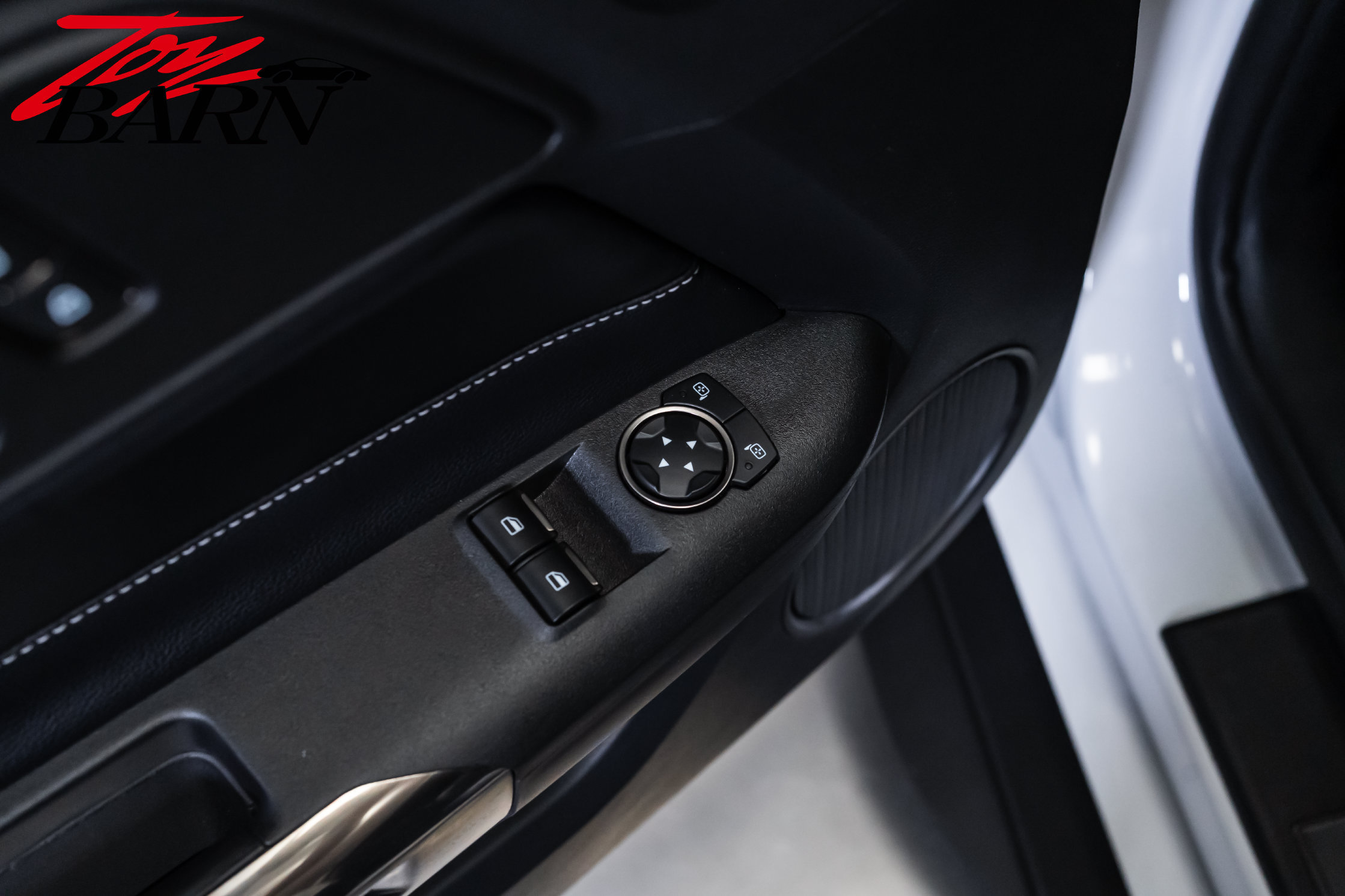 Used 2020 Ford Mustang Shelby GT500 w/ Technology Package RWD image 18