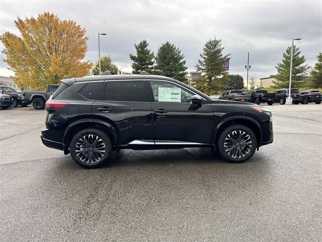 New 2026 Nissan Rogue Platinum w/ Platinum Premium Package image 3