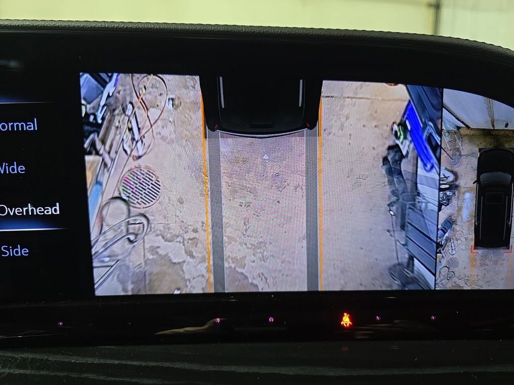 Used 2024 Cadillac Escalade Sport w/ LPO, ONYX Package image 27