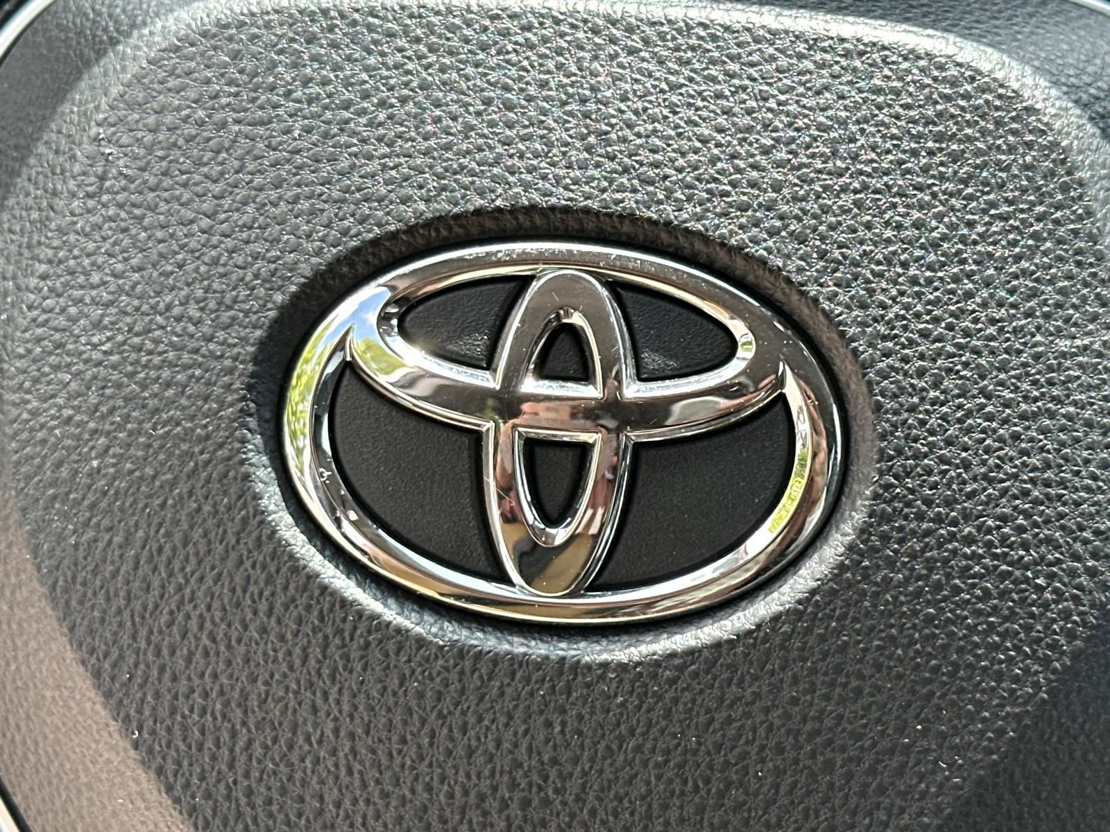 Used 2024 Toyota RAV4 Adventure AWD/4WD image 22