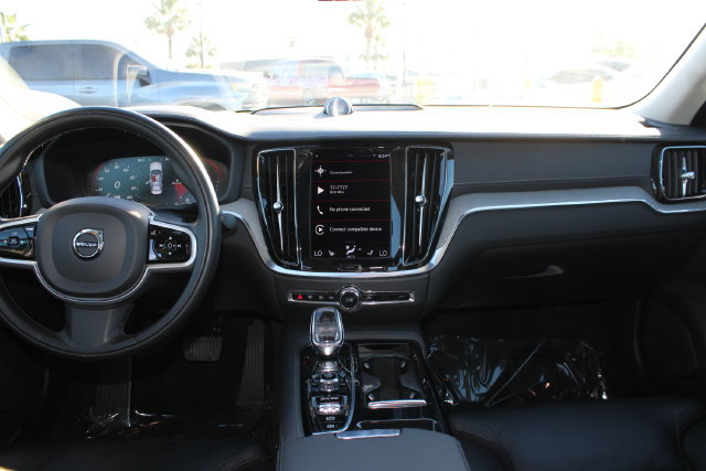 Used 2021 Volvo S60 T8 Inscription w/ Climate Package AWD/4WD image 10