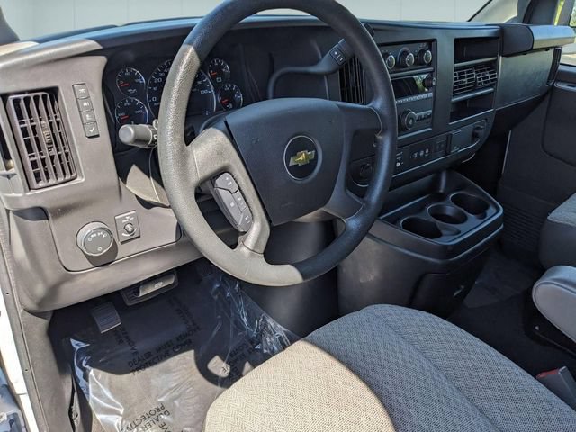 Used 2025 Chevrolet Express 3500 LT w/ LT Preferred Equipment Group RWD image 11