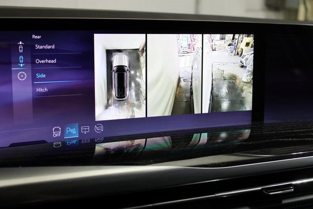 New 2025 Cadillac Escalade IQ Sport 1 w/ LPO, ONYX Package image 21