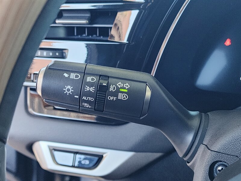 Used 2023 Lexus RX 350 Premium w/ Accessory Package AWD/4WD image 35