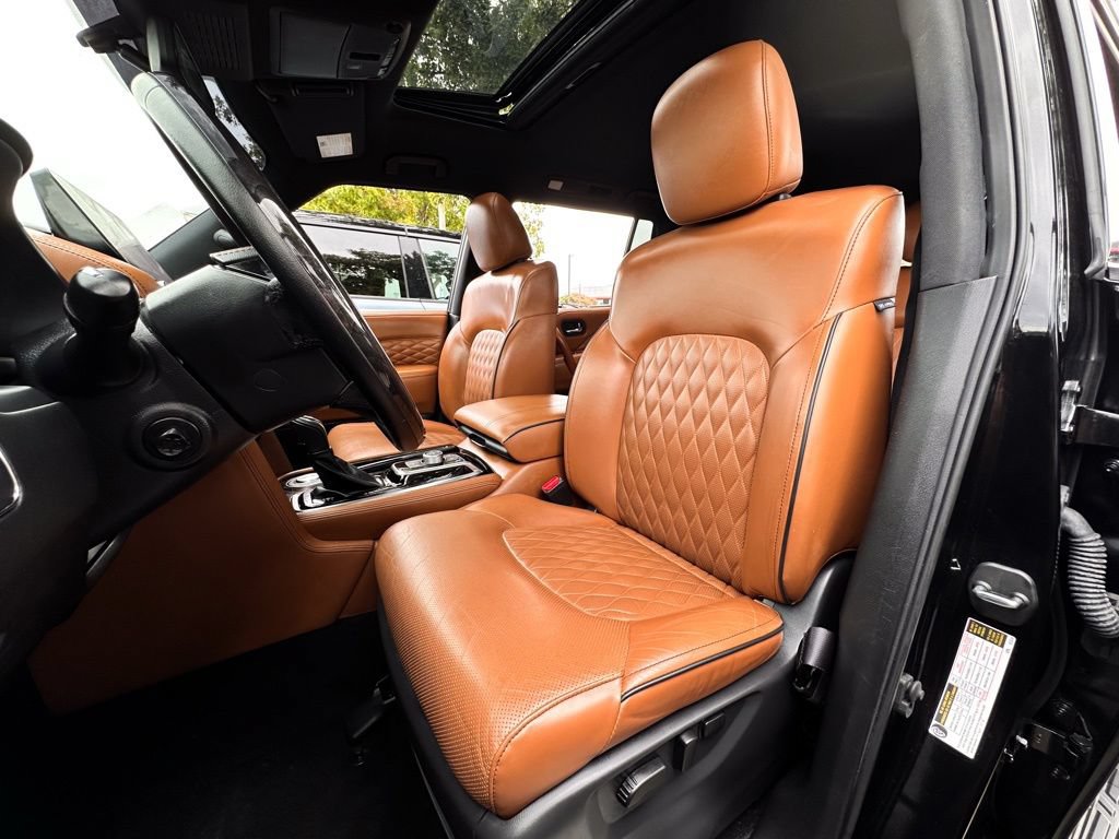 Used 2024 INFINITI QX80 Sensory w/ All-Season Package RWD image 9
