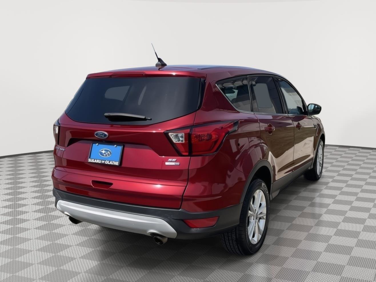 Used 2019 Ford Escape SE image 12