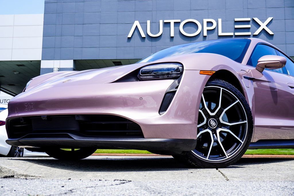 Used 2023 Porsche Taycan 4S w/ Premium Package image 2