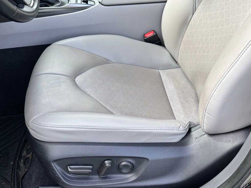Used 2023 Toyota Camry XSE image 24