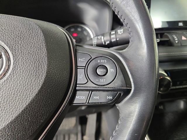 Used 2019 Toyota RAV4 XLE Premium w/ All Weather Liner Package image 23