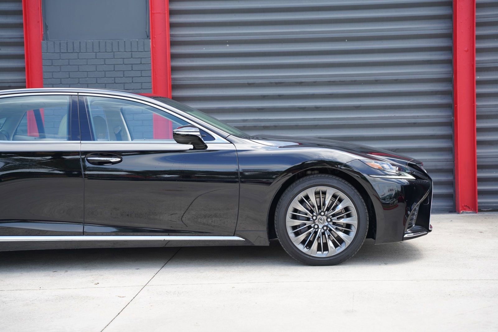 Used 2020 Lexus LS 500 w/ Interior Upgrade Package RWD image 3