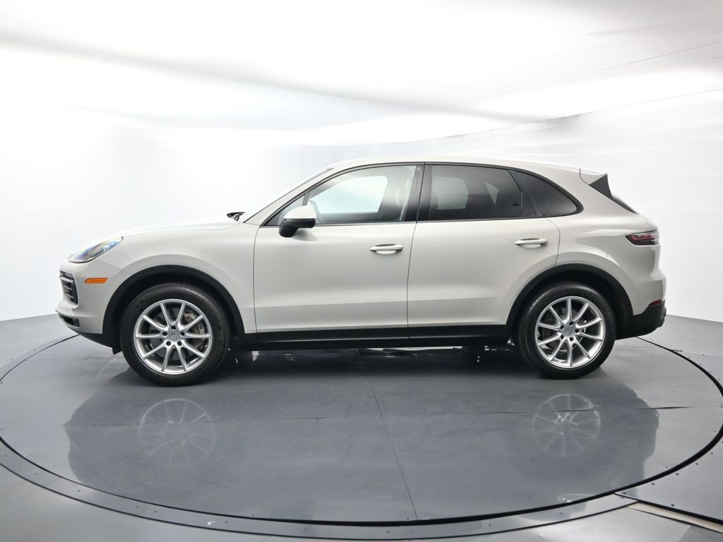 Used 2021 Porsche Cayenne image 2